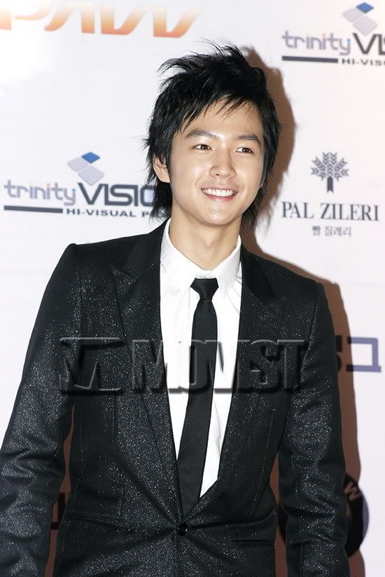 Jang Geun Seok Pictures, Images and Photos