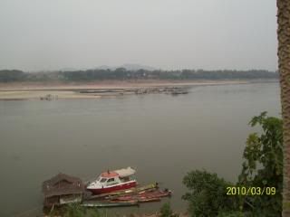 MaekongBarges.jpg