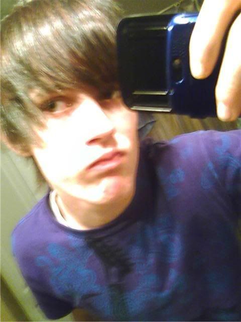 [Image: l_fd2d566e55a047b3b769deb4e1c2b6ad.jpg]