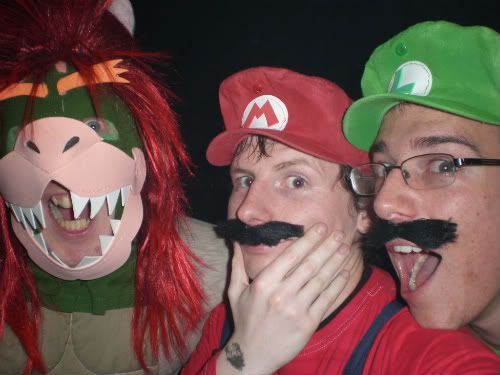 princess peach and bowser kissing. that owser costume is