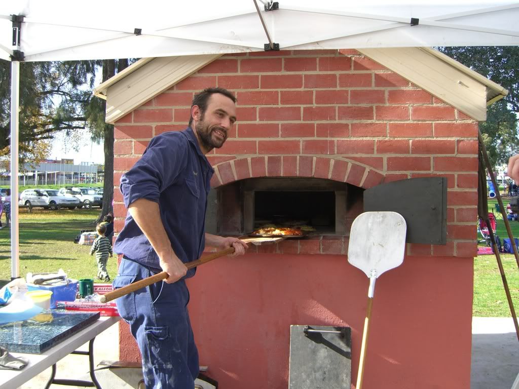 wood fire oven - for community purposes Pictures, Images and Photos