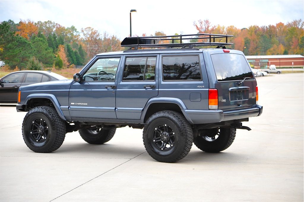 Sell used CHEROKEE XJ LIMITED / LIFTED / NEW LIFT, WHEELS, TRIES, RACK