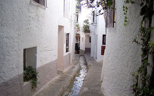 Viajar si prisa a La Alpujarra: Pampaneira