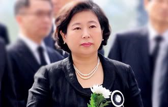6684_hyundai-chairwoman.jpg