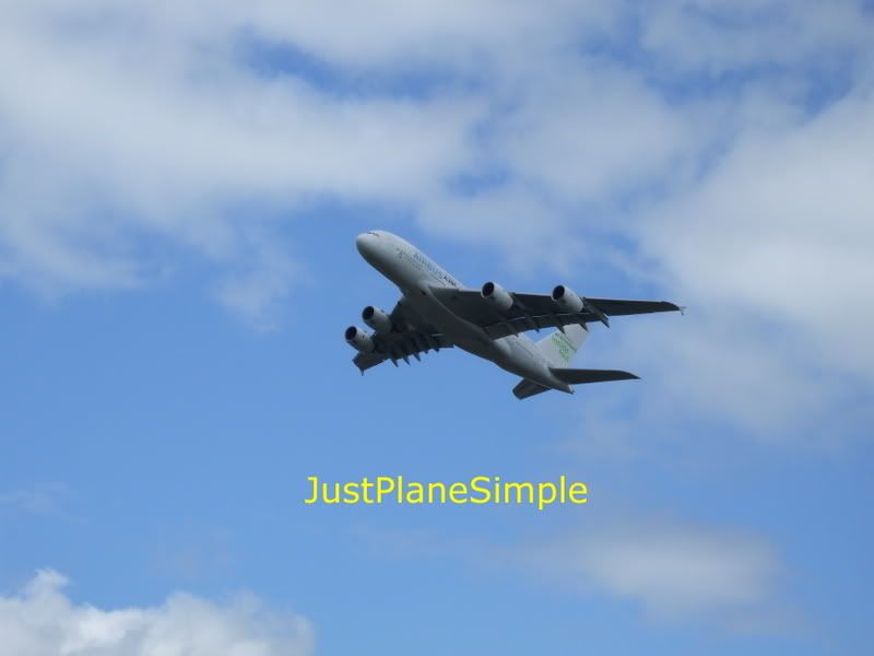 A380FlyPast.jpg