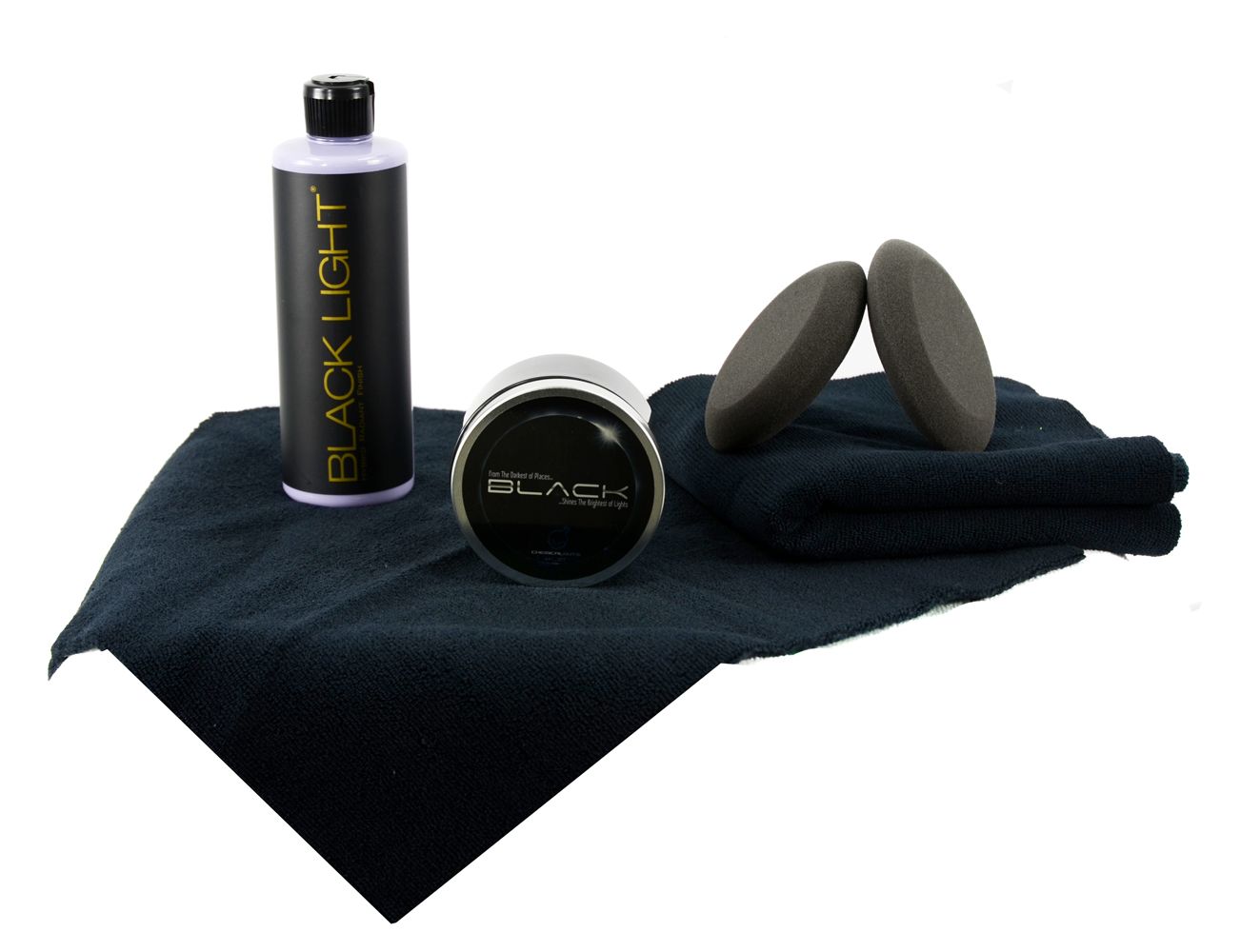 Black Car Care Kit for black paint (c) chemicalGuys7 black hair care