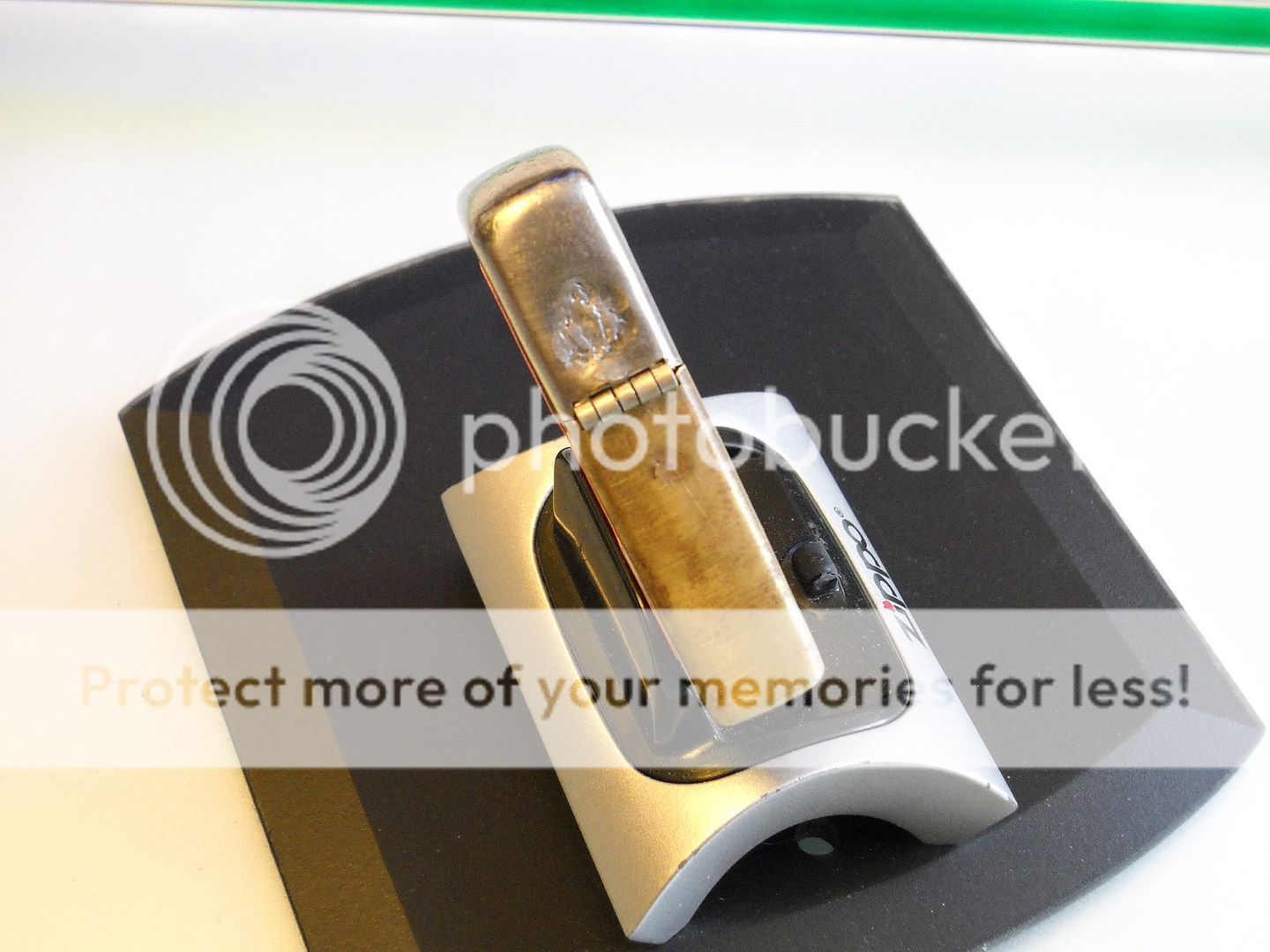 Any suggestions on how to fix? r/Zippo