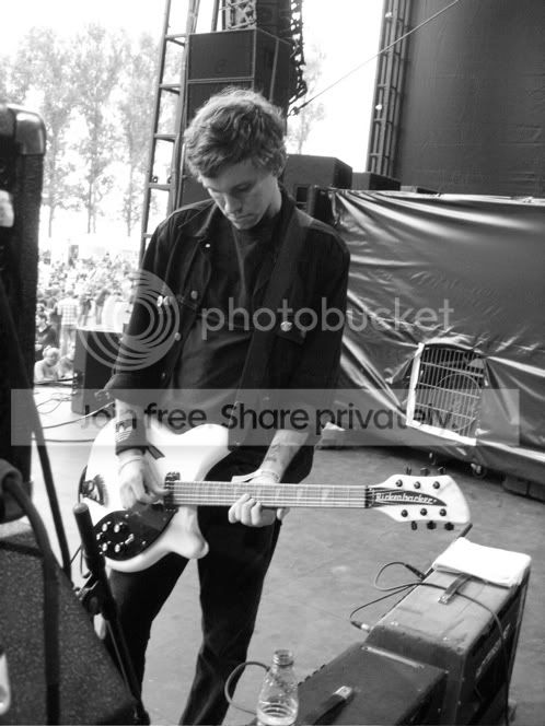 https://i165.photobucket.com/albums/u52/thelip285/AgainstMe/DSCN1671.jpg