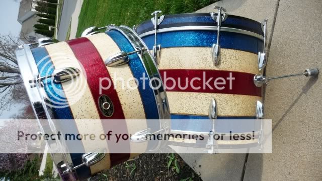 Vintage 1970s Slingerland 4 pc drum set   Bicentennial Red White Blue 