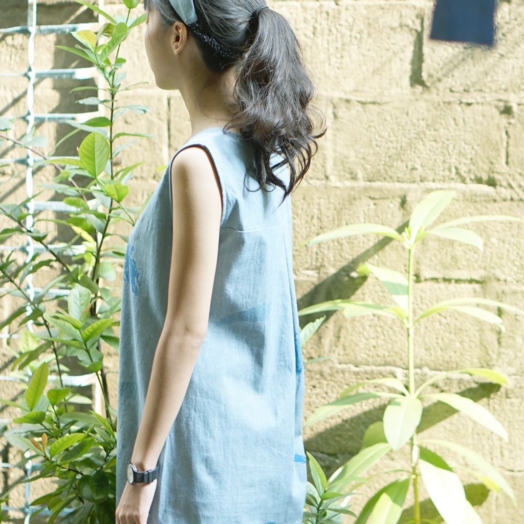 Light cowboy transparent blue mountain edge comfortable pocket vest dress (with strap) - One Piece Dresses - Cotton & Hemp Blue