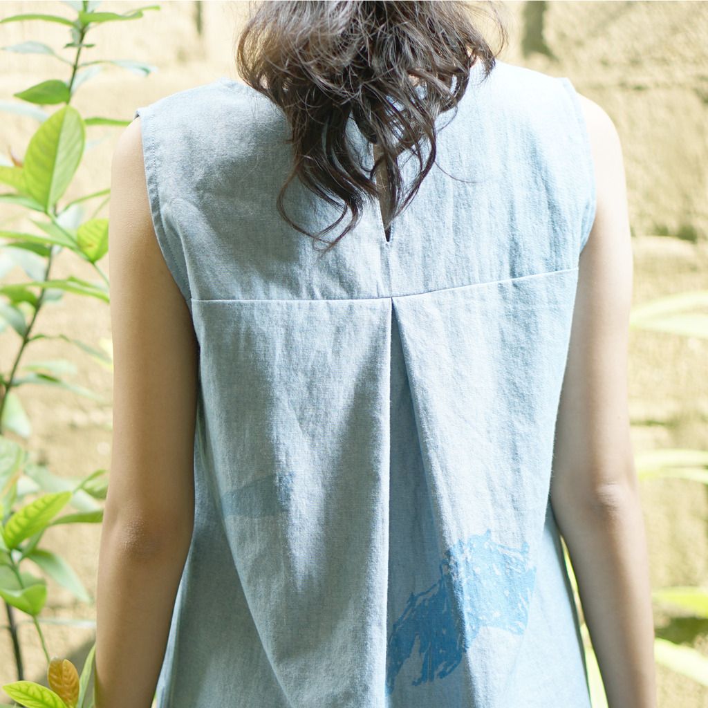 Light cowboy transparent blue mountain edge comfortable pocket vest dress (with strap) - One Piece Dresses - Cotton & Hemp Blue