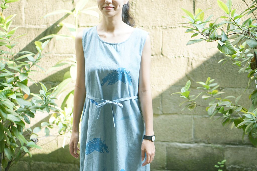 Light cowboy transparent blue mountain edge comfortable pocket vest dress (with strap) - One Piece Dresses - Cotton & Hemp Blue