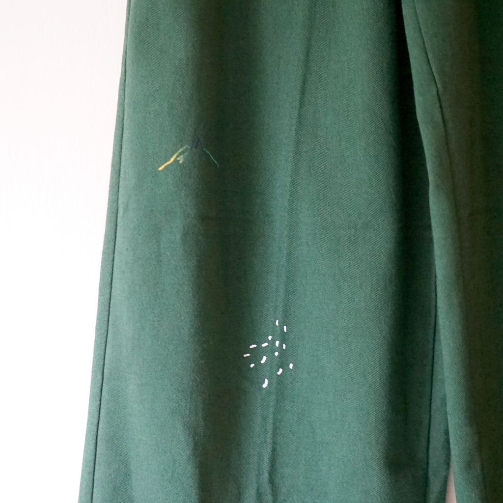 Yinke original printing: Yamane / puppy green pocket pressure straight wide pants - Women's Pants - Cotton & Hemp Green